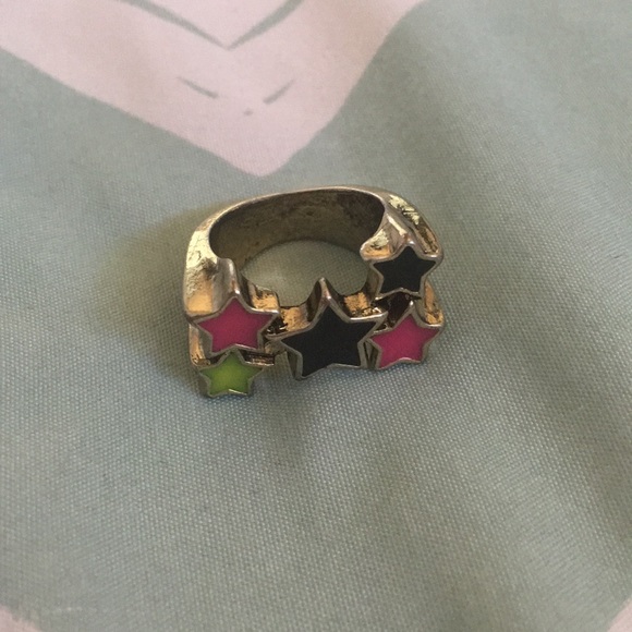 Star Ring - Picture 2 of 3